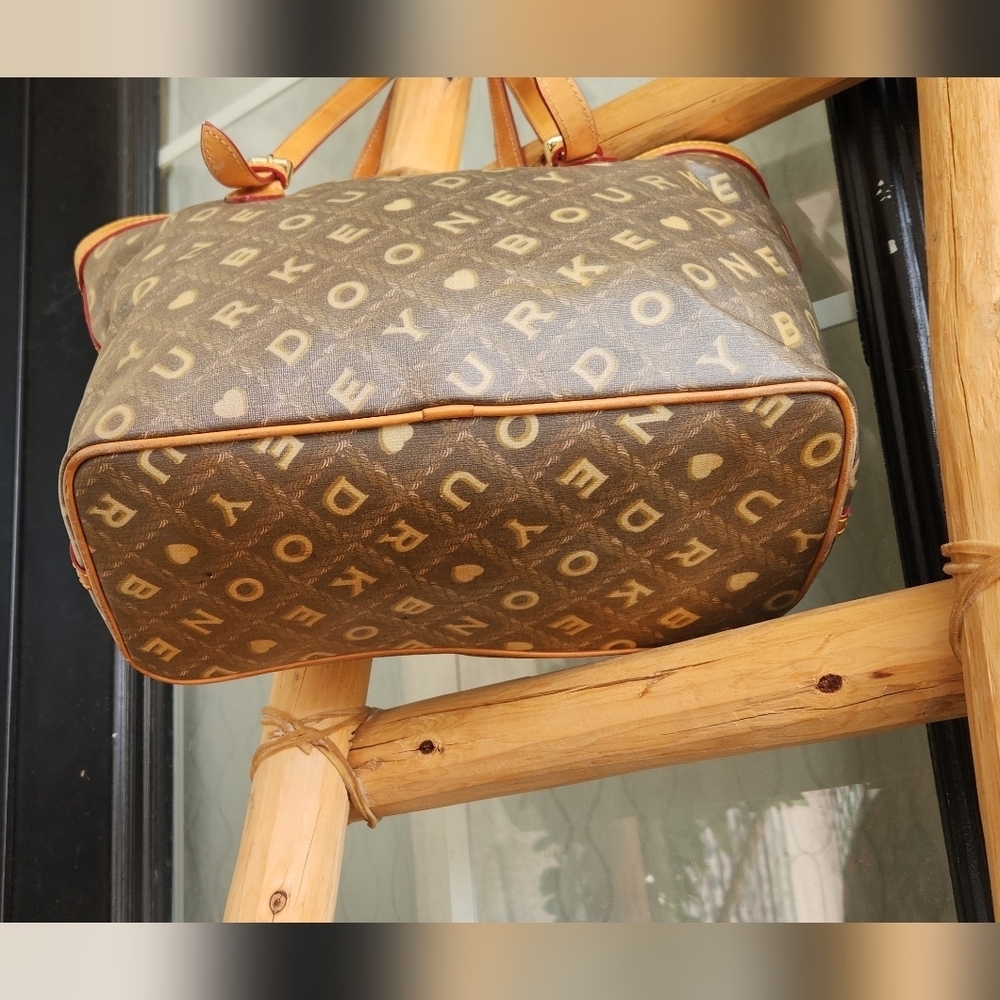 VTG Dooney & Bourke Crossword Tote‎ Vachetta - Picture 10 of 15